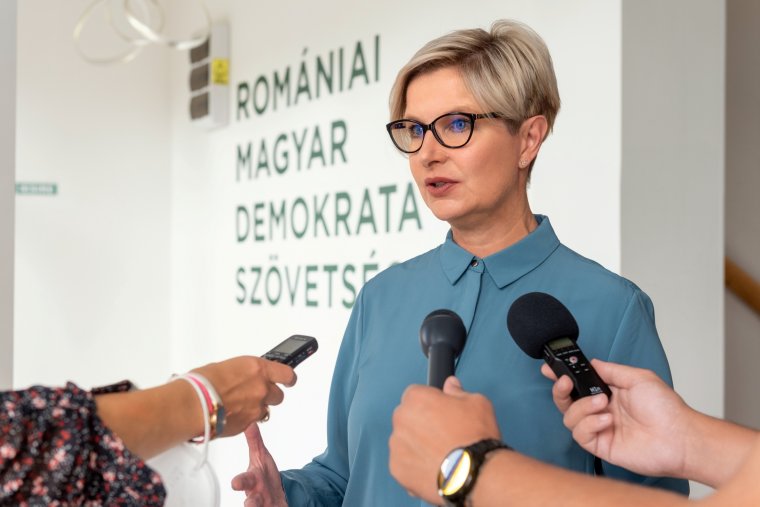 Nem tesz eleget Iohannis felszólításának, nem szolgál magyarázattal Orbán-ügyben az RMDSZ