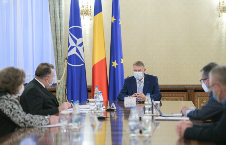 Iohannis: nagyon nehéz időszak előtt állunk, 3065 intenzív terápiás ágy van a romániai kórházakban