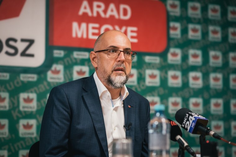 Kelemen Hunor jobbközép parlamenti többségnek szurkol, amelyből akár az RMDSZ is kivehetné részét