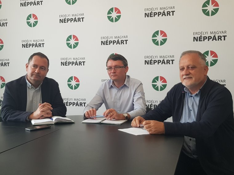 A negatív kampányra fogja az EMNP, hogy ezúttal sem sikerült az áttörés