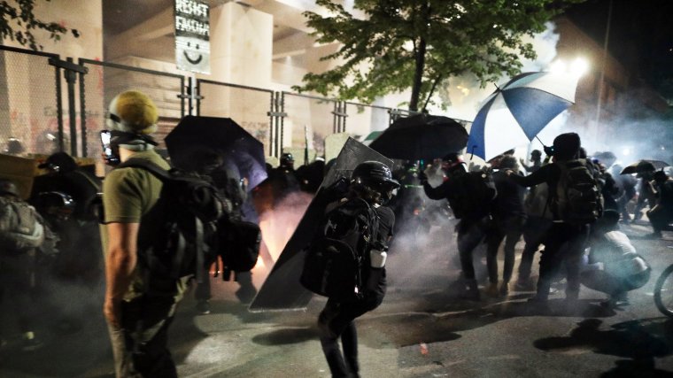 Zavargások törtek ki Philadelphiában, miután rendőrök agyonlőttek egy afroamerikai férfit