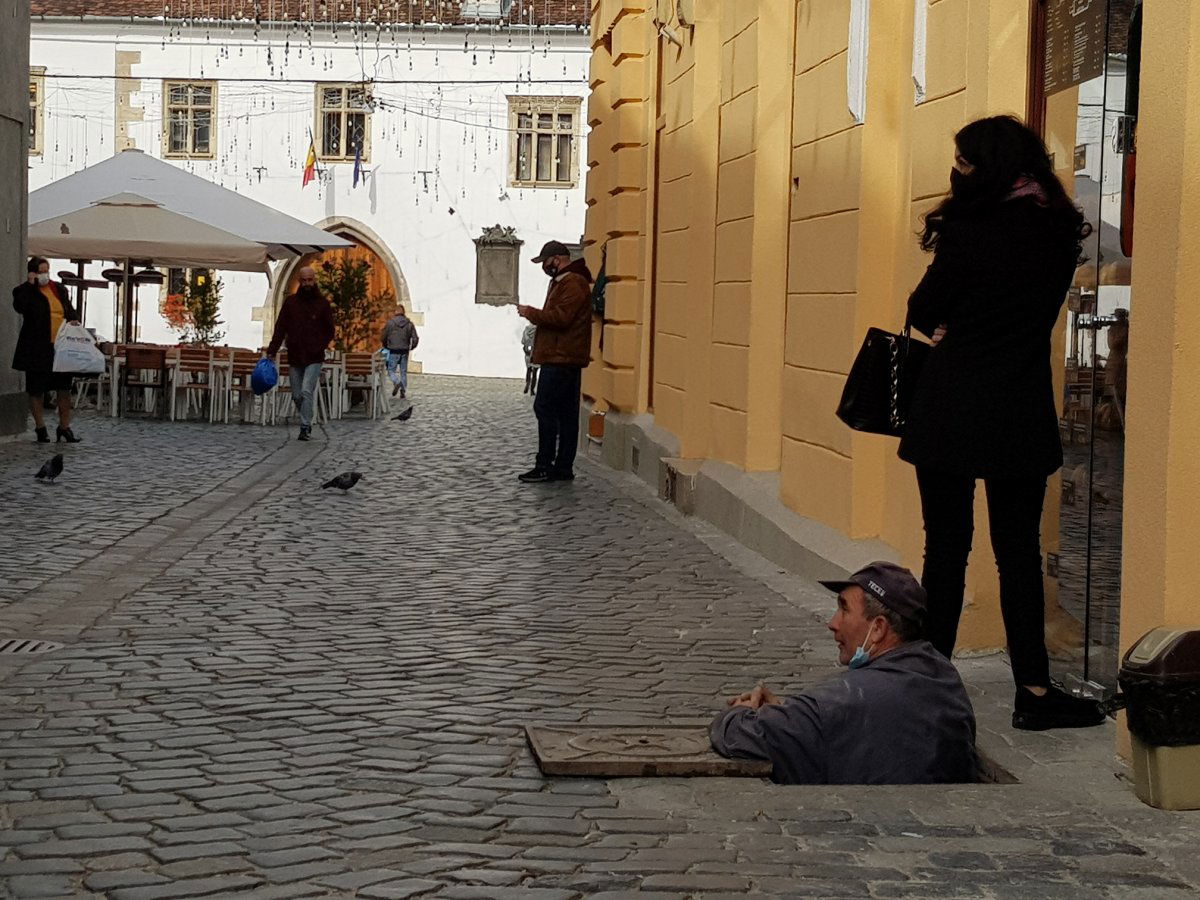 Kolozsváron egyre lennebb kerül a járványgörbe •  Fotó: Rostás Szabolcs