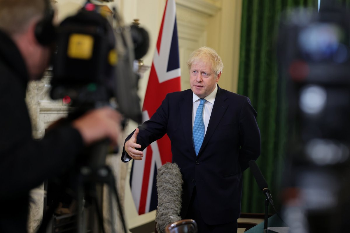 Boris Johnson: nehéz télen kell még túljutni • Fotó: Boris Johnson/Facebook