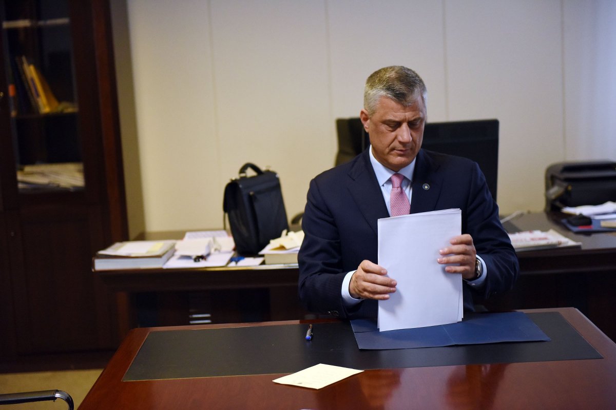 Hashim Thaci koszvói elnök magánemberként utazik a hágai székhelyű különleges bíróságra • Fotó: Hashim Thaci/Facebook