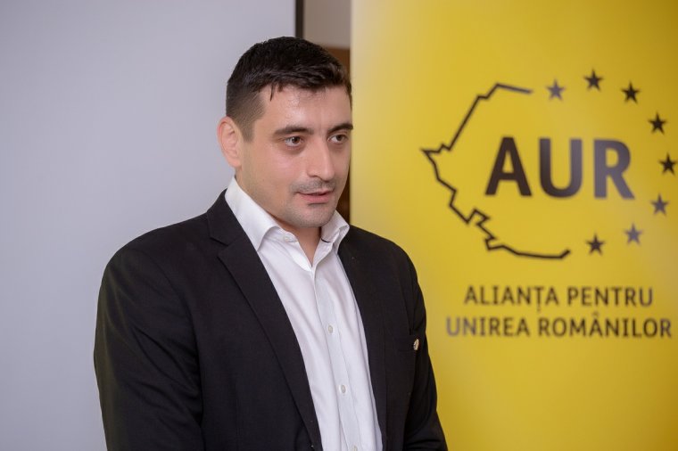 Simion szerint az RMDSZ „etnikai terrorista”, mert autonóm régiót akar létrehozni Romániában