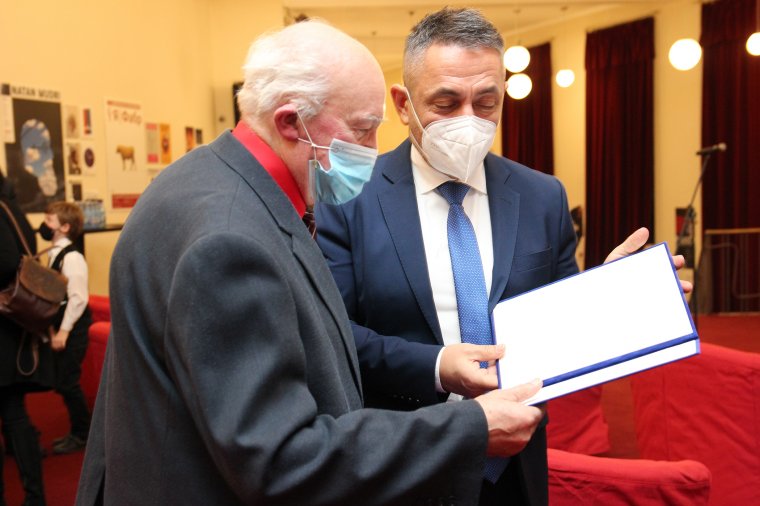 Elismerés az erdélyi magyar kultúra és művészet „nagy öregeinek”