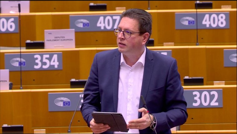 Lesz-e elég bátor az EU az őshonos kisebbségek védelmében? Megvitatta az EP a Minority SafePack-et