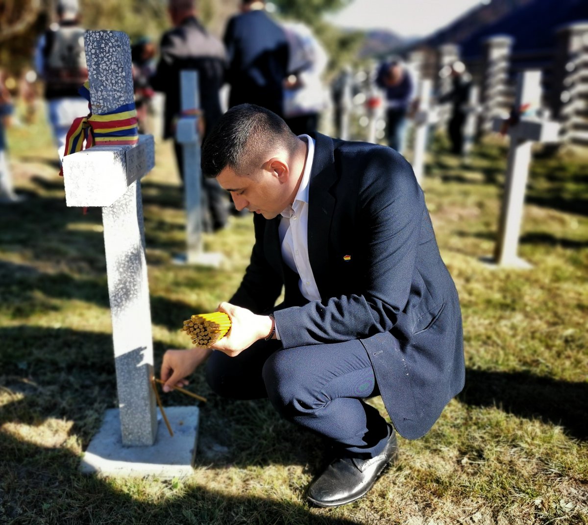 George Simion AUR-elnök megváltoztatná a katonatemetők jogi státusát •  Fotó: Facebook/George Simion
