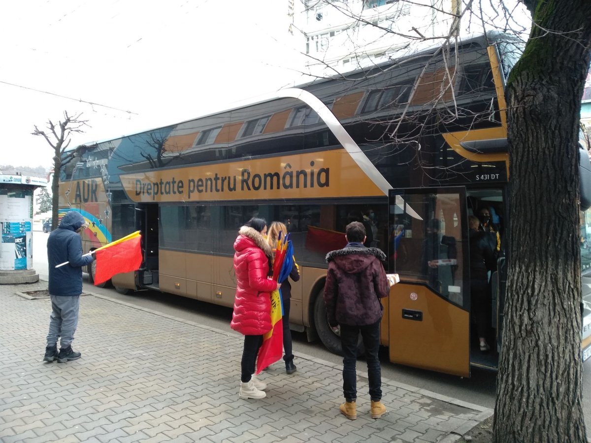 Erdélyi „turnén”. Az AUR kedden Kolozsváron „fújt gyülekezőt” szimpatizánsainak, szerdán pedig Temesváron szervezkedik •  Fotó: Tóth Gödri Iringó