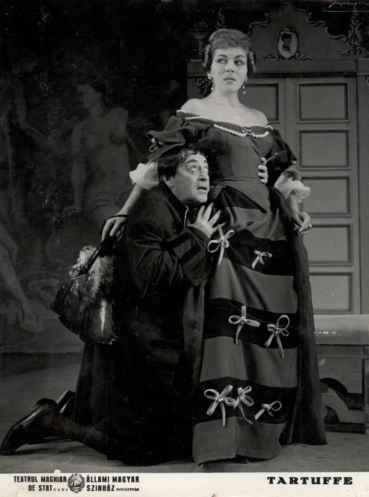Bisztrai Mária 1963-ban a Harag György rendezte, Tartuffe című előadásban  •  Fotó: Kolozsvári Állami Magyar Színház