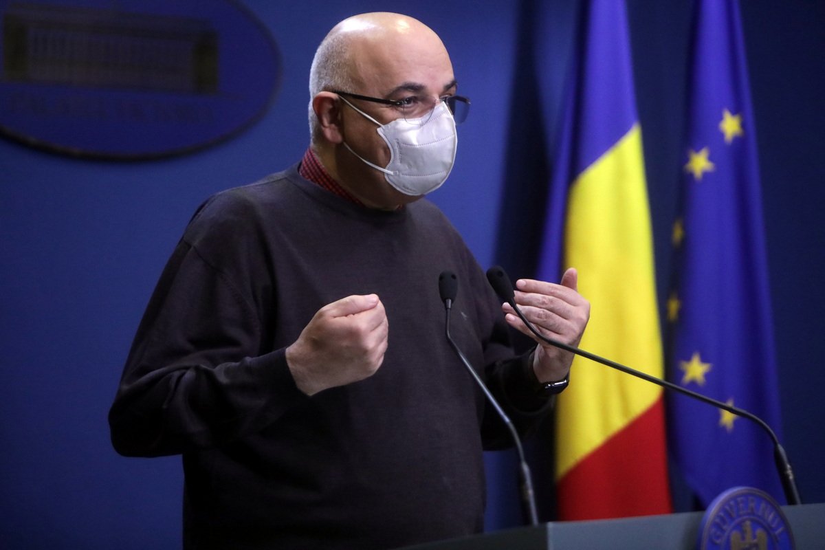 Raed Arafat nem ajánlja a hagyománynak számító kolindálást •  Fotó: Gov.ro