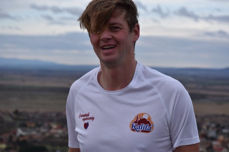 Első magyarként oxigénpalack nélkül: Varga Csaba váradi hegymászó nekivág a Mount Everestnek