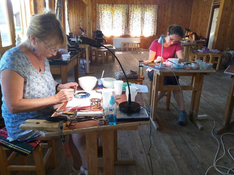 Magyar Kézművesség-2021: határon túliak is jelentkezhetnek a magyarországi iparosok szövetségének pályázatára