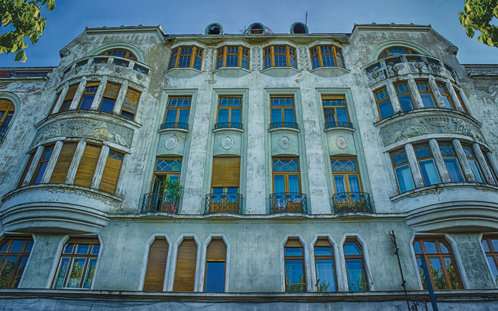 Az Ullmann-palota a nagyváradi szecessziós építészet kiemelkedő alkotása •  Fotó: Oradeainimagini.ro