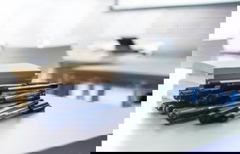 Jóváhagyta az oktatási miniszter az új, „szellősebb” középiskolai tanterveket