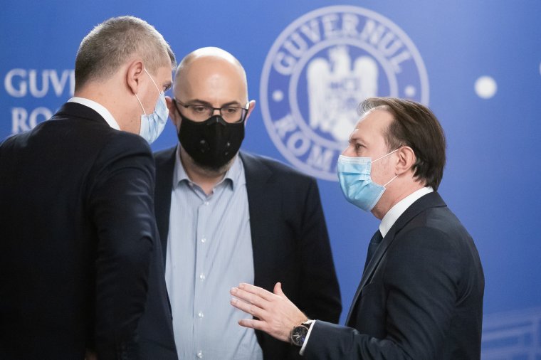Még Iohannis irányítja a kormányt – Illyés Gergely az RMDSZ szerepvállalásáról, az USR ellenzéki viselkedéséről