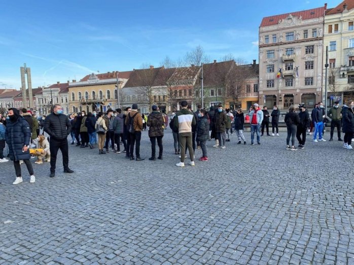 A korlátozások ellen tüntettek Románia számos városában, Erdélyben is voltak tiltakozó megmozdulások