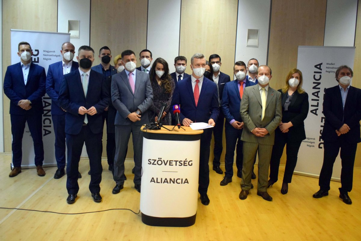 &bullet;  Fotó: Magyar Közösség Pártja/Facebook