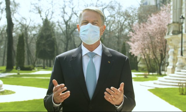 „Kélémés hüsvéti ünepeket!” – Klaus Iohannis ismét megszólalt magyarul (videóval)