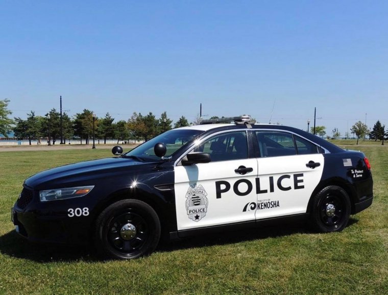 Agyonlőtt három embert, hajtóvadászat folyik egy fegyveres férfi ellen az Egyesült Államokban