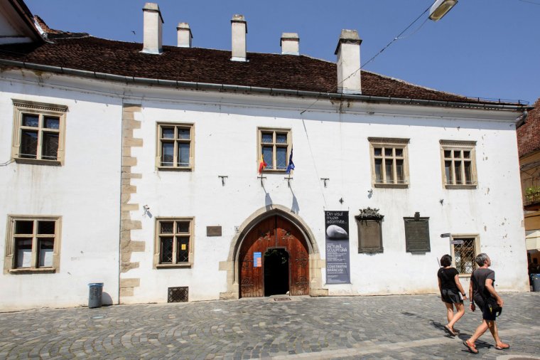 Véget érhet a Mátyás király szülőházával kapcsolatos huzavona, restaurálják a műemlék épületet