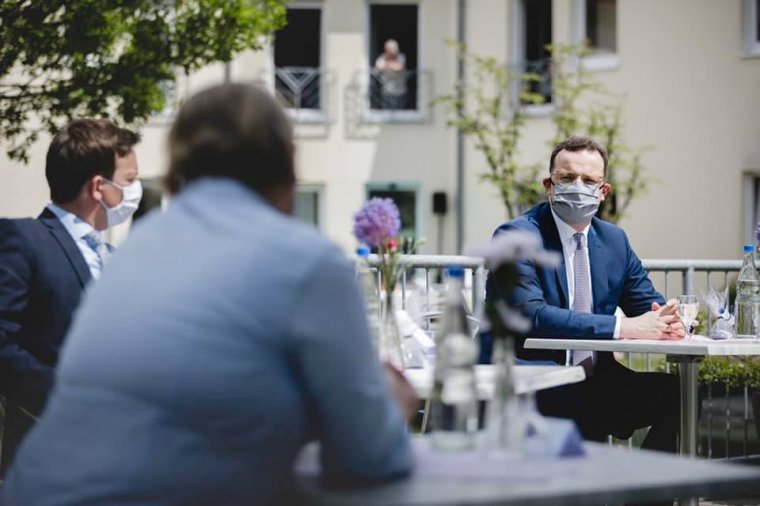 Felmenthetik a beoltottakat a korlátozások alól Németországban