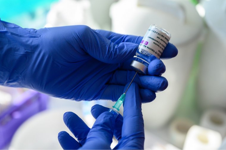 ​FRISSÍTVE – Annyira nem kell senkinek, hogy bárki megkaphatja ezentúl az AstraZeneca vakcináját Romániában