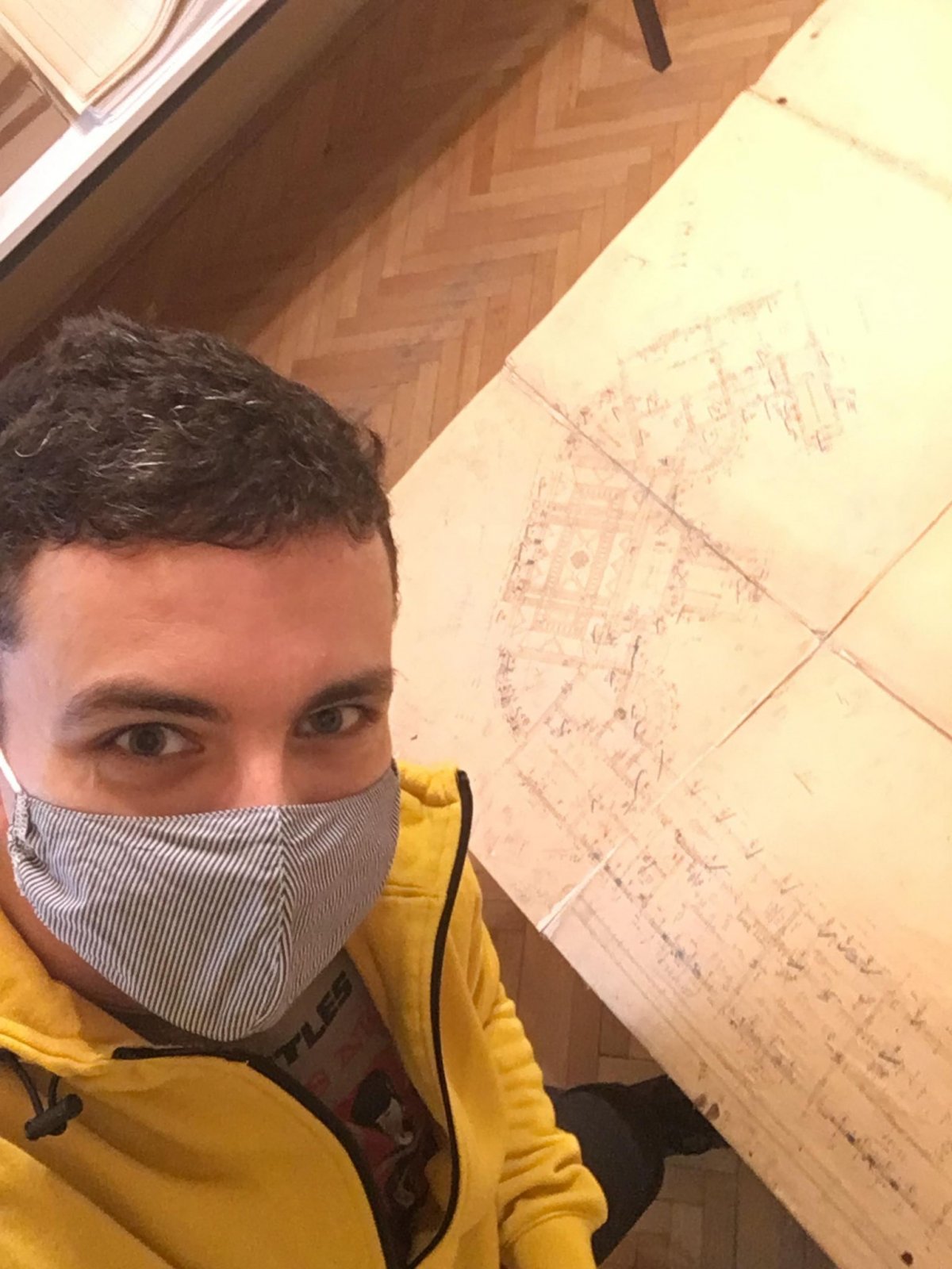 Keresztes Péter az operatőri és vágói feladatok mellett a levéltári kutatásból is kivette a részét •  Fotó: Keresztes Péter