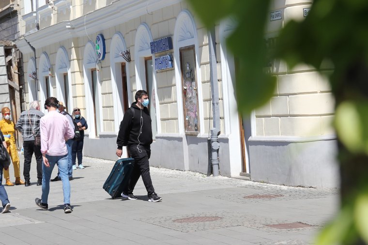 Már a hétvégén bezárnak mindent Kolozsváron, életbe lép az éjszakai kijárási tilalom