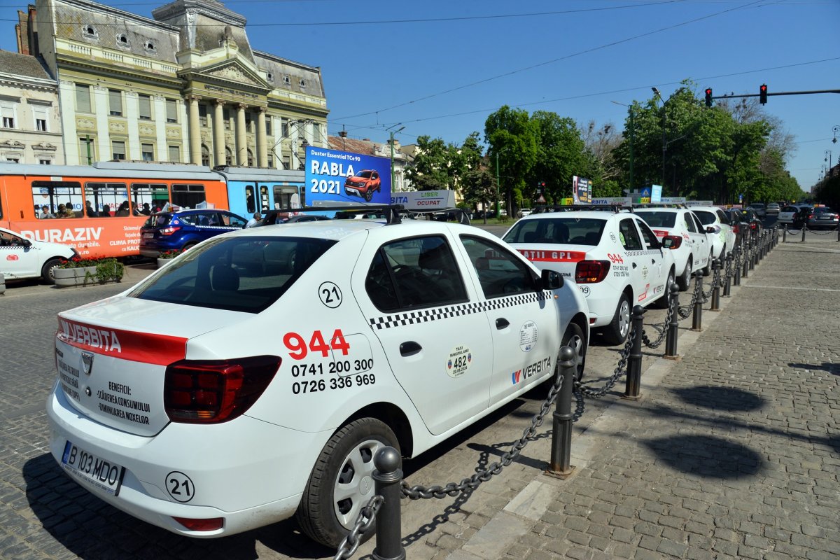 •  Fotó: Facebook/Taxi Verbiță