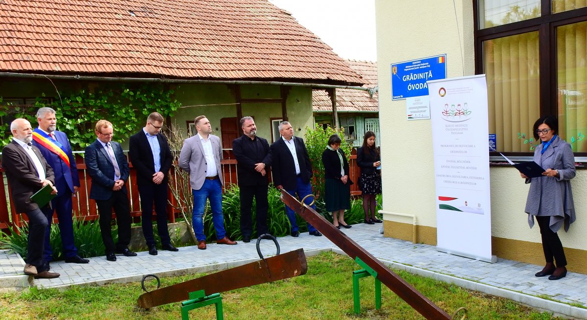 Brendus Réka,  a Miniszterelnökség Nemzetpolitikai Államtitkárságának főosztályvezetője köszönti a résztvevőket •  Fotó: Makkay József