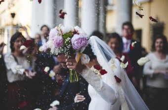 Boldogító igen a nászajándékadóra? Ismét terítéken a lagzikon, keresztelőkön adott-kapott pénz