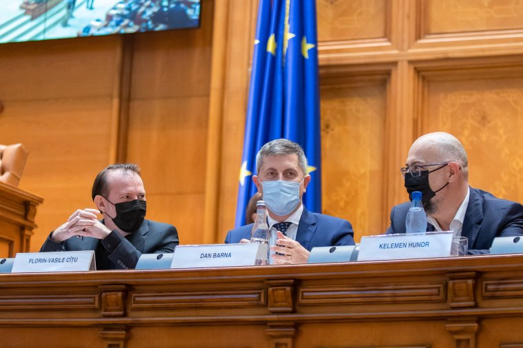 Újabb koalíciós válság: súlyos konfliktus a kormányfő és az USR-PLUS között a vidékfejlesztési program miatt