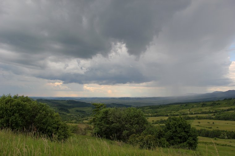 Kánikulára és viharokra is számítani kell az ország nyugati megyéiben