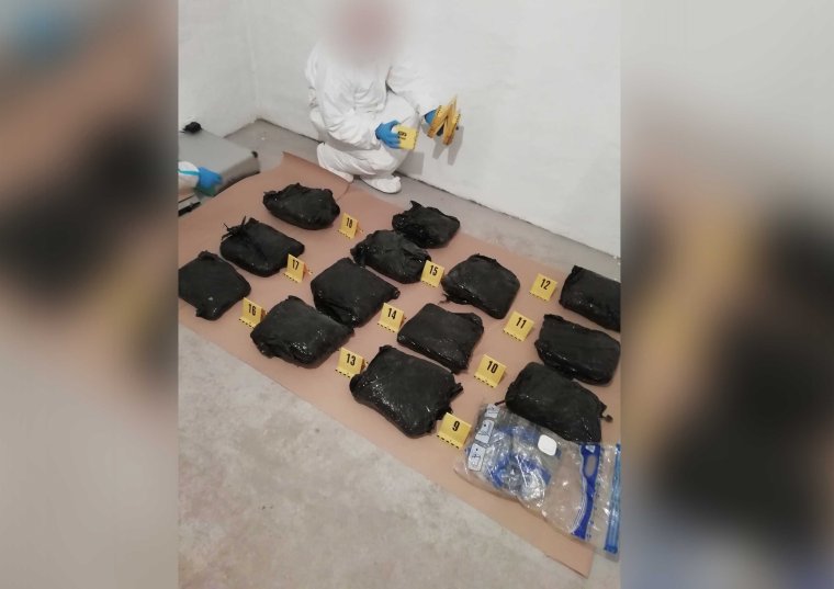 Tizenöt kiló marihuánát találtak két román állampolgárnál Magyarországon