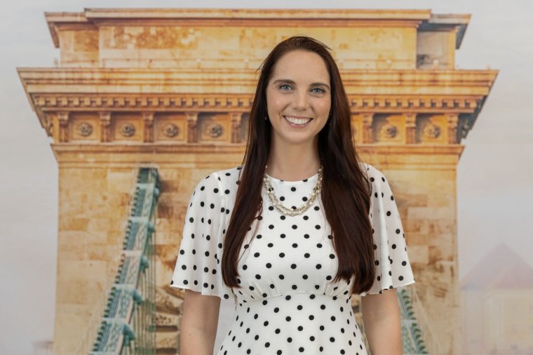 Elkelne egy megafon az erdélyi magyarságnak: Nicole Nemeth amerikai jogász, kutató a kisebbségek helyzetéről