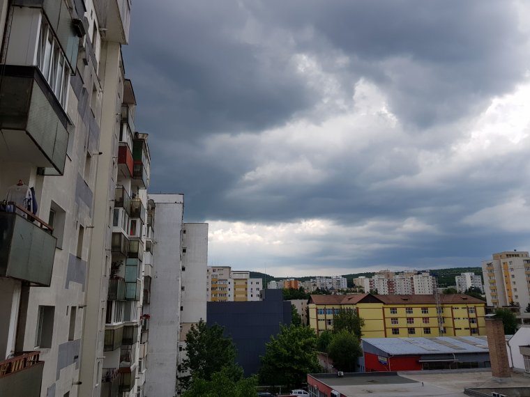 Viharriadó van érvényben Románia csaknem egész területén