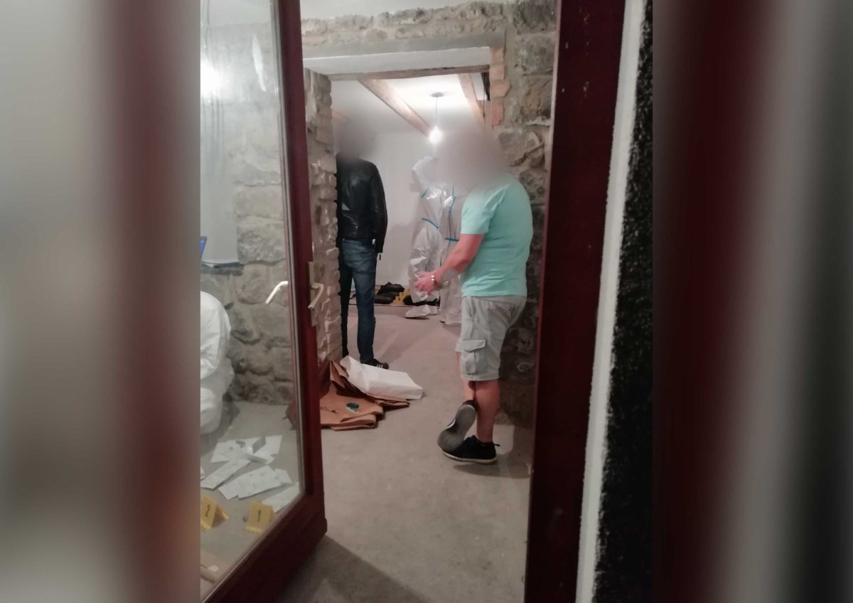 &bullet;  Fotó: Police.hu