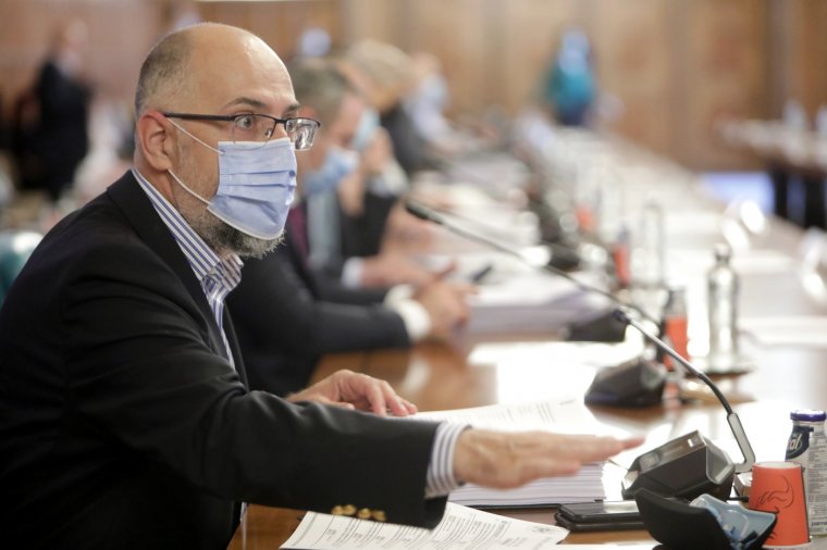 Kelemen Hunor szerint szigorúbb intézkedésekre van szükség az átoltottság növeléséhez