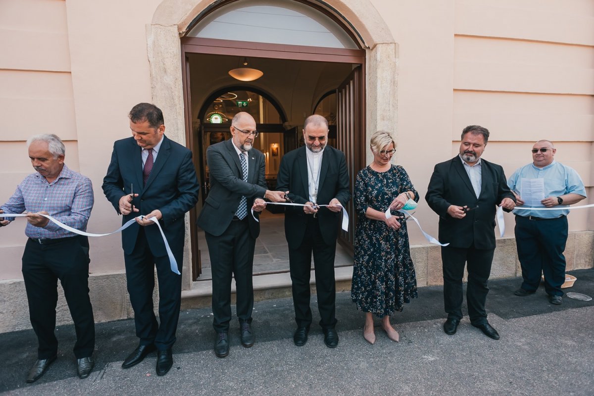 A ferences templom és kolostor felújítását és idegenforgalmi értékesítését főleg az Európai Regionális Fejlesztési Alap támogatta •  Fotó: RMDSZ/Gönczy Tamás