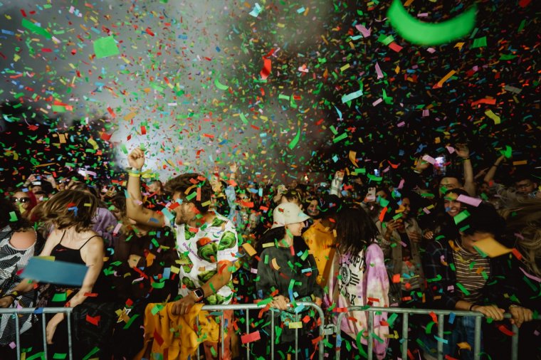 Kicsiben is nagy volt a buli Bonchidán – Florin Cîțu kormányfő is ott volt az EC_Special nyitónapján