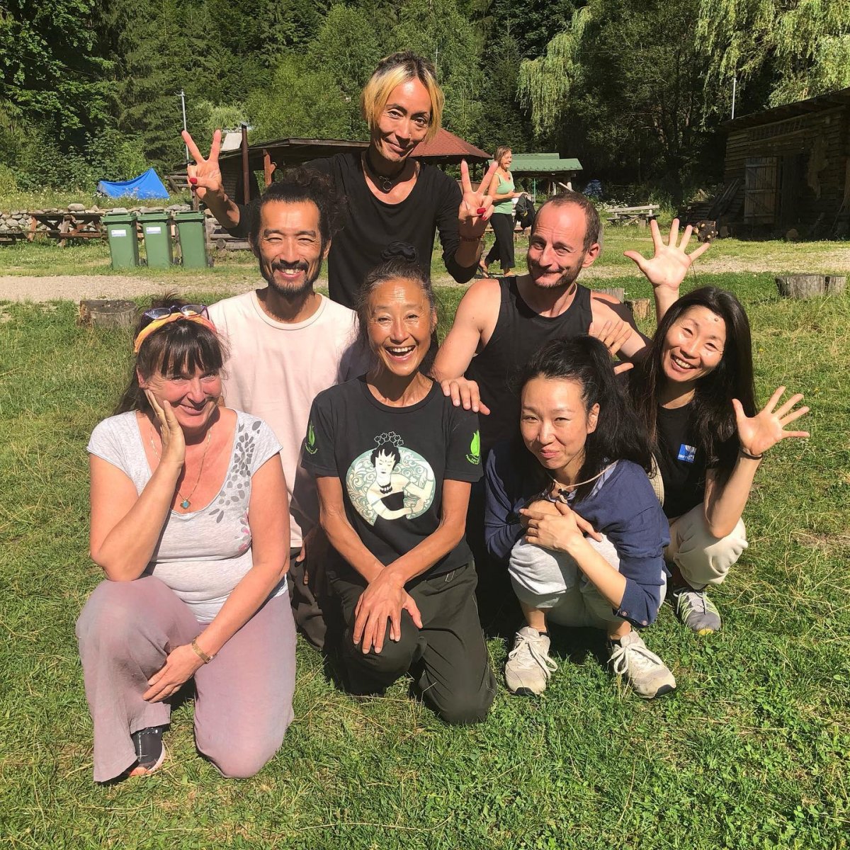 A butoh tábor meghívott tanárai: Henriette Heinrichs, Tashi Iwaoka, Yumiko Yoskioka, Ken Mai, Natsuko Kono, Matilde J Ciria és Yuko Kominami •  Fotó: Facebook