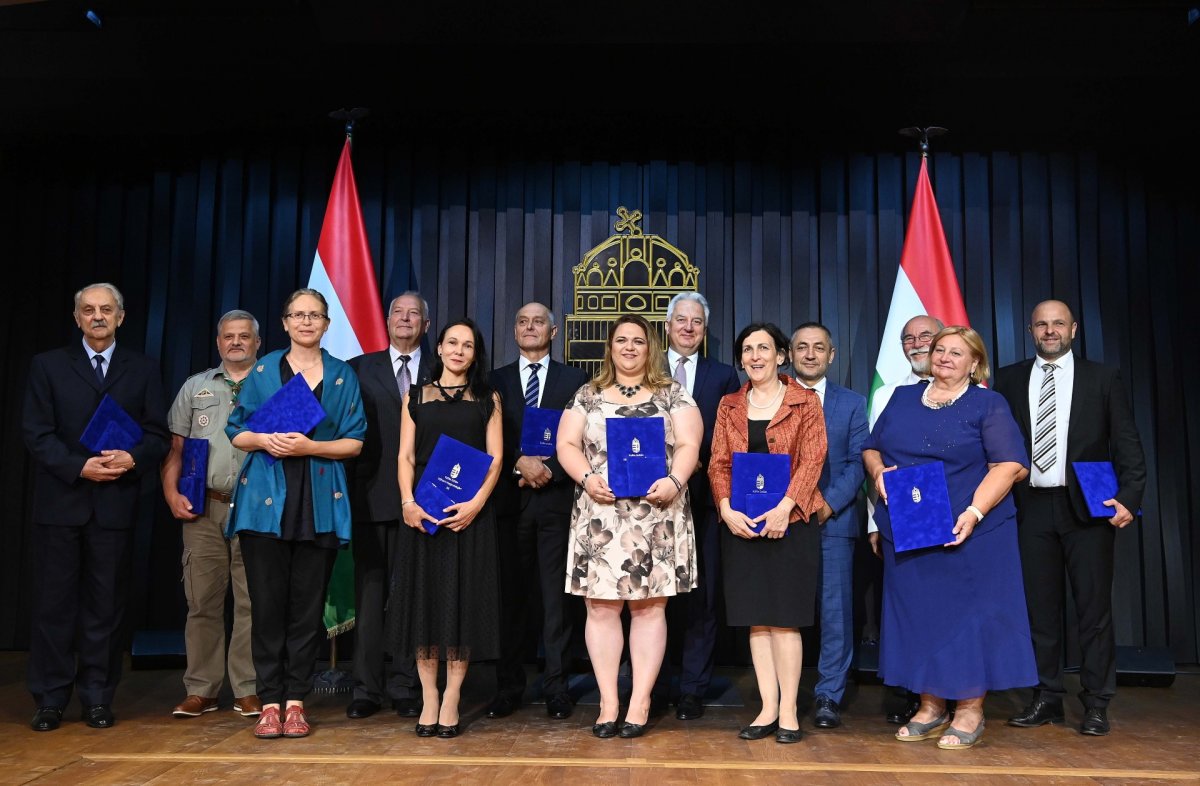 A Kallós Zoltán Külhoni Magyarságért Díj kítüntetettjei &bullet;  Fotó: MTI/Bruzák Noémi