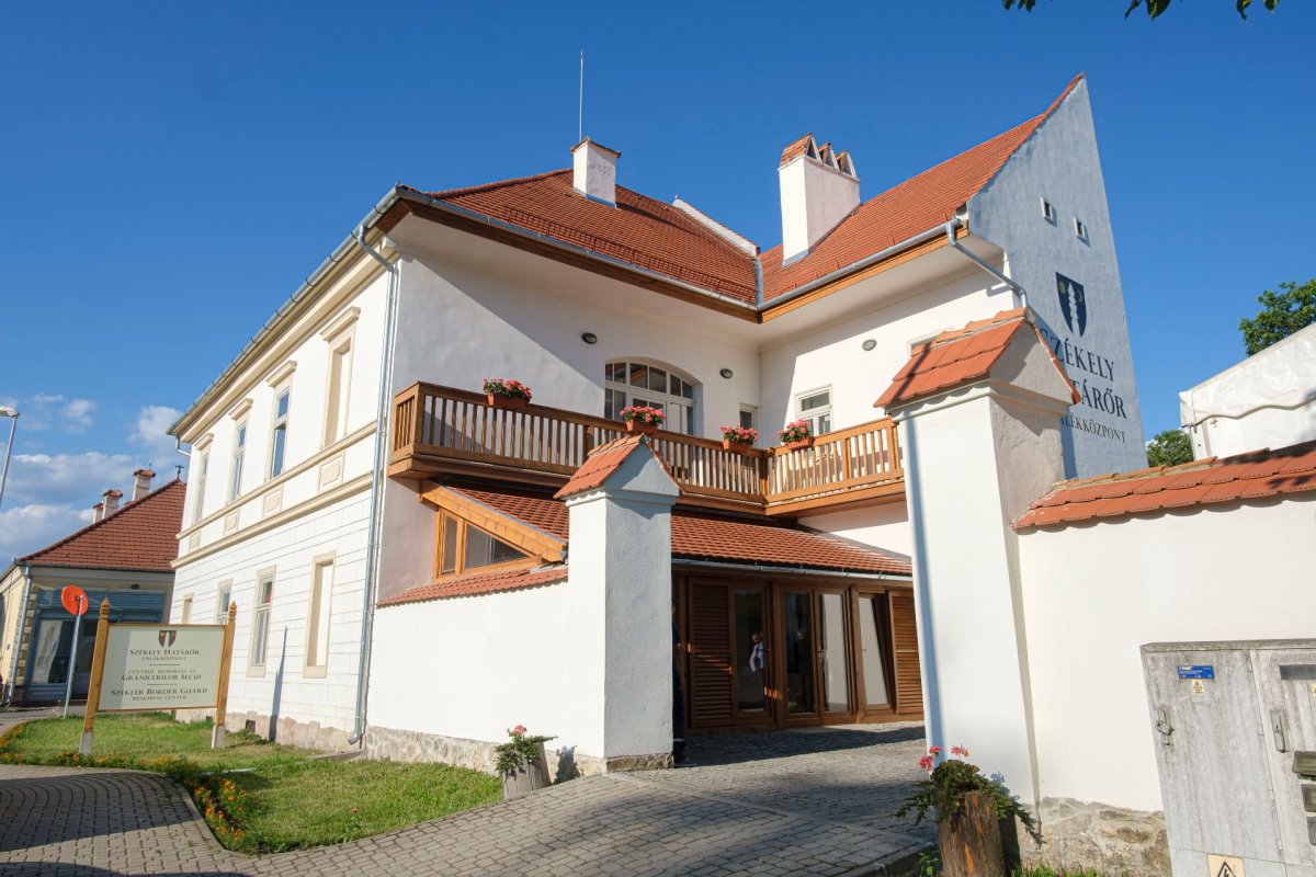 A felújított szépvízi Dájbukát-házban nyílt meg a Székely Határőr Emlékközpont •  Fotó: MTI/Veres Nándor