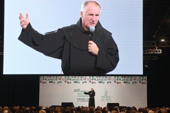 A pünkösdi keresztre feszítés tűznyelvei