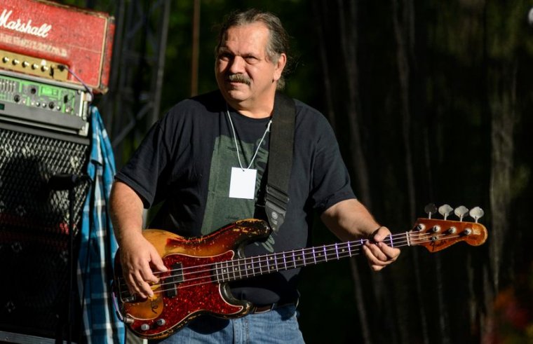 Elhunyt Póka Egon, a HBB és a P. Mobil egykori tagja