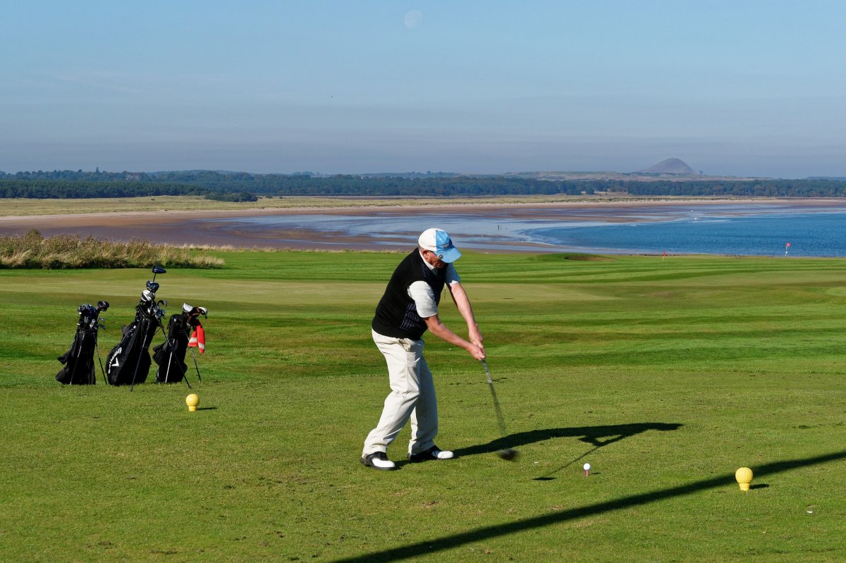 Iohannis minden korosztály számára ajánlja a golfozást •  Fotó: Pixabay