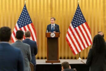 Katonai eszközök bevetésétől sem riad vissza Amerika, hogy megakadályozza az iráni nukleáris fegyver legyártását