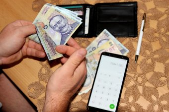 Nem ért egyet a romániai minimálbér emelésének módjával az Európai Bizottság