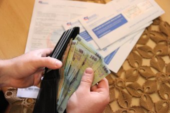 Miközben duplájára duzzadt a villanyszámla, az energiaárak csökkentését ígéri a szaktárcavezető